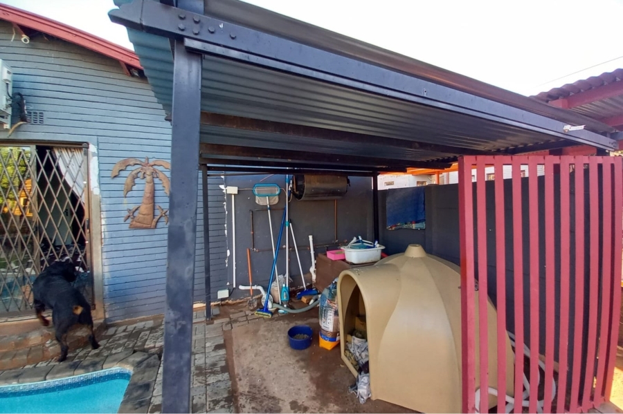 3 Bedroom Property for Sale in South Ridge Northern Cape